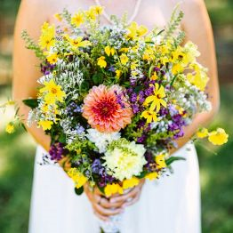 Направи Си Сам булчински Букет от свежи цветя - как да направите красива композиция